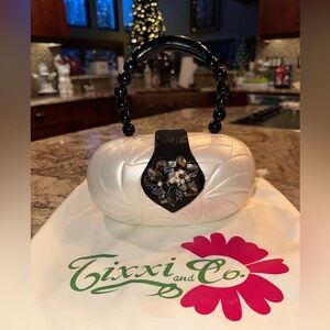 Tixxo and Co Wooden Woven Handbag Unique Collector